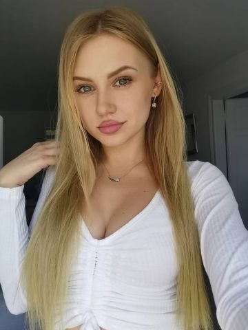Моника